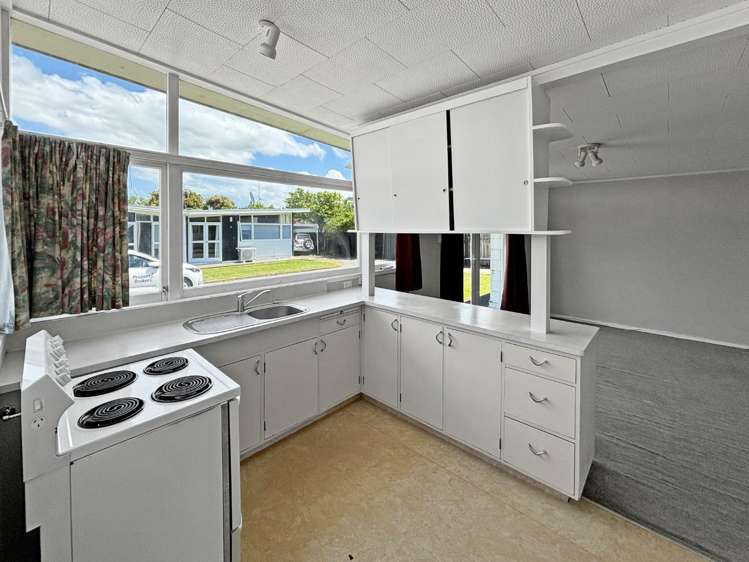 7/457 Featherston Street 10930_1