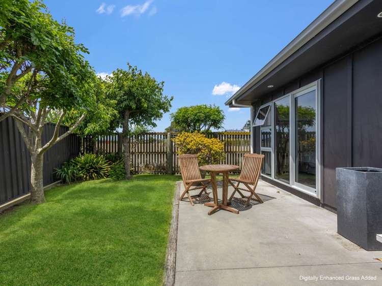 10 Gregory Grove Clive_14