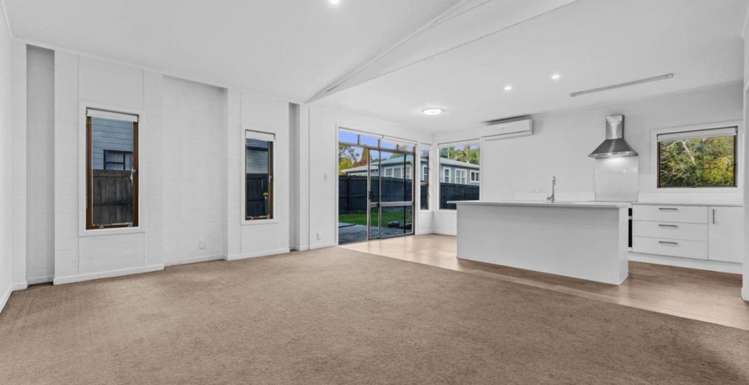 192 Henderson Valley Road Henderson_6