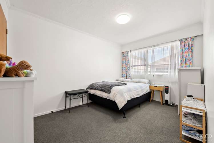 4/6 Cornwall Street Lower Hutt_11