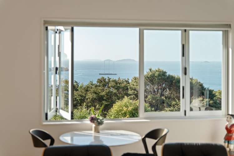 95 Queens Drive Oneroa_5