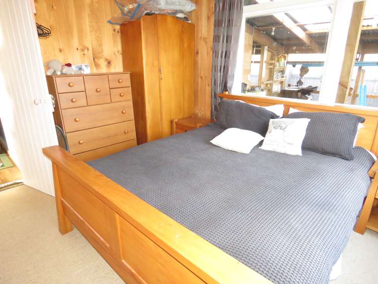 1 Racecourse Road Reefton_10