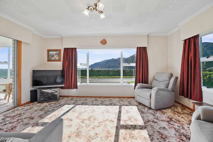 401 Fergusson Drive Thames_6