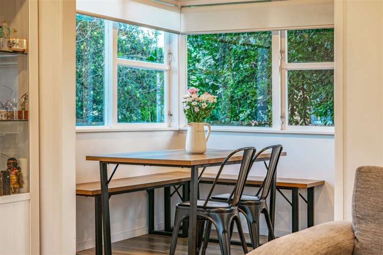 8 Spence Road Henderson_14