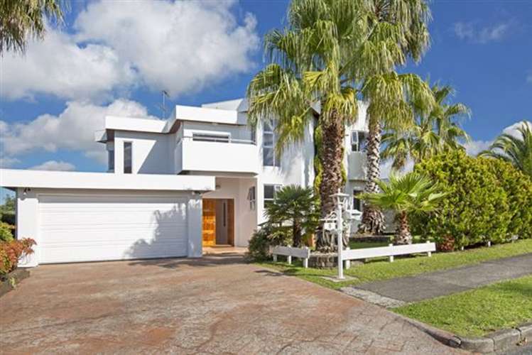 8 Woodview Rise Botany Downs_21