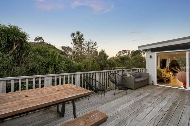 106 Standen Street Karori_13