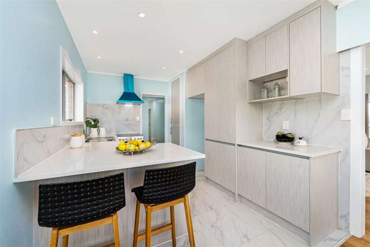 15 Joyce Street Pahurehure_15