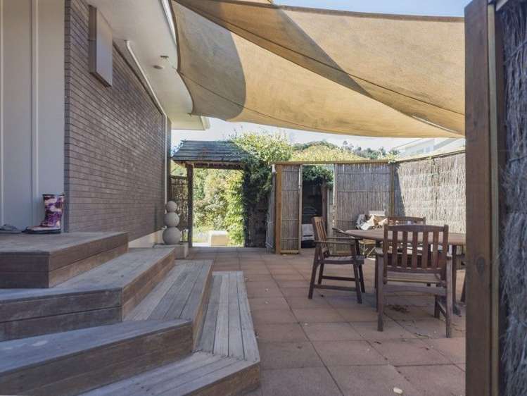 39 Maitland Avenue Stoke_25