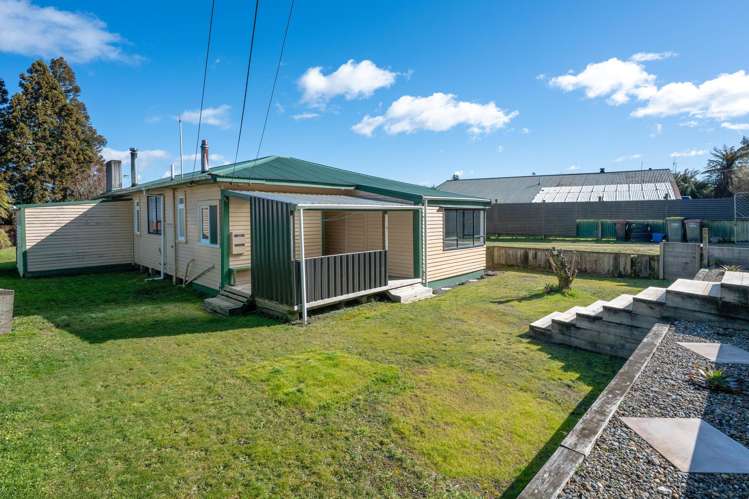 8 Turoa Street Mamaku_14
