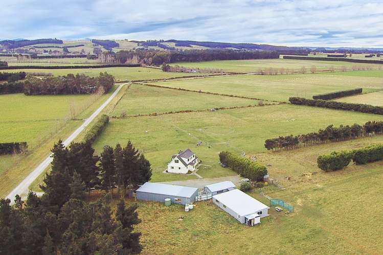 84 Reids Road Cust_23