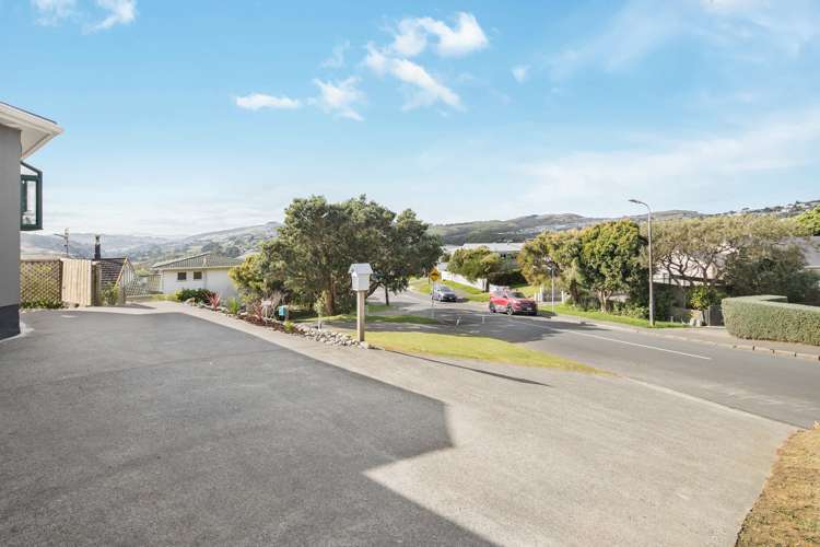 13 Hawtrey Terrace Johnsonville_16