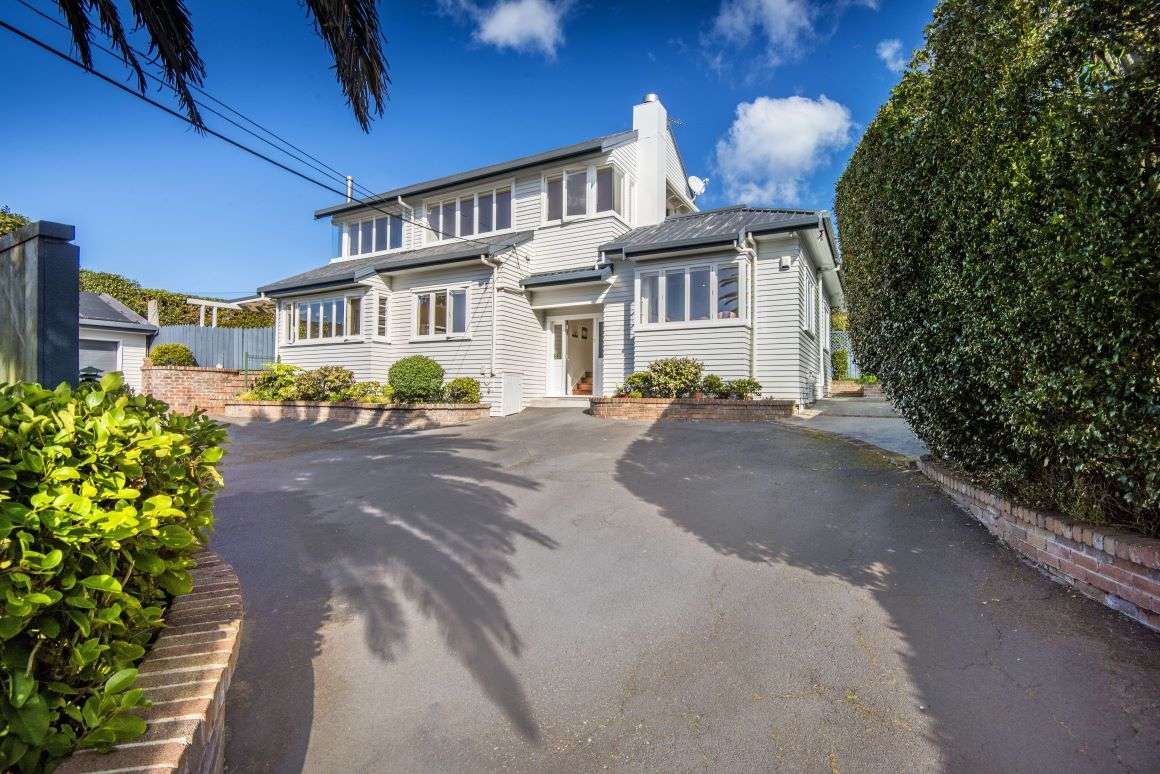 1/11A Hauraki Road, Hauraki, Takapuna, North Shore City