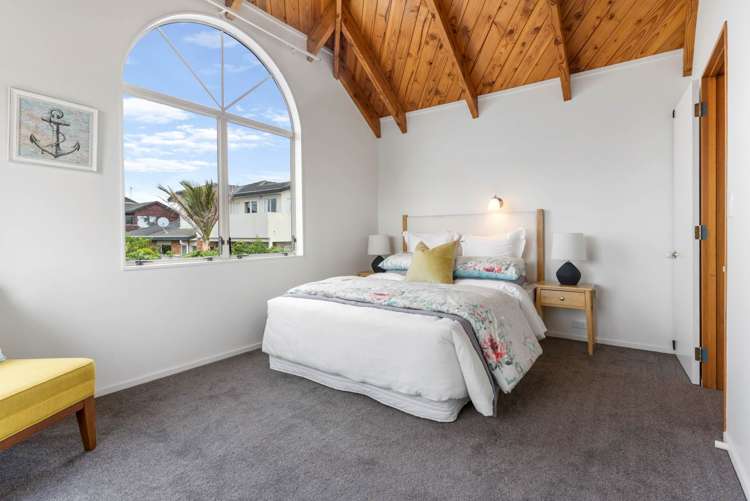 1/85 Ocean View Road Hillcrest_10