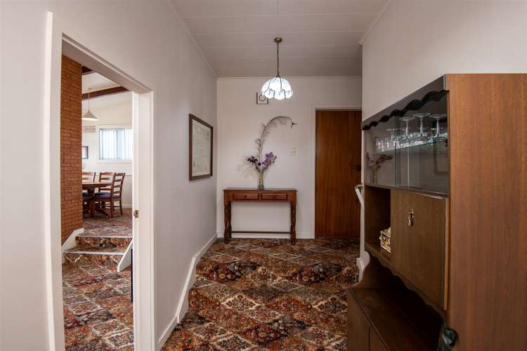 37 Churchill Avenue Allenton_7