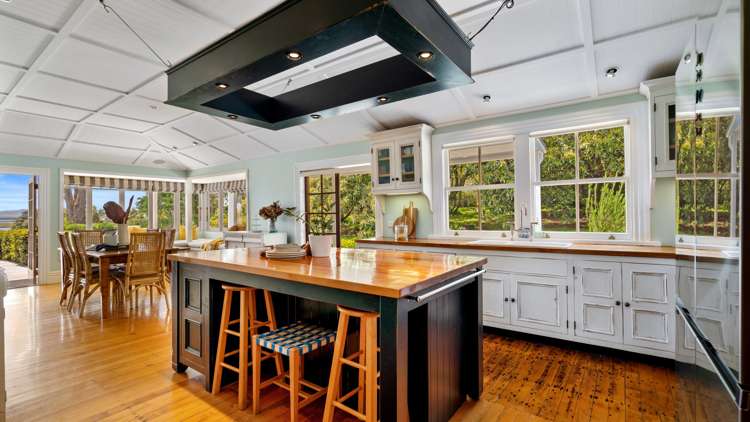 36 Pahoia Beach Road Whakamarama_13