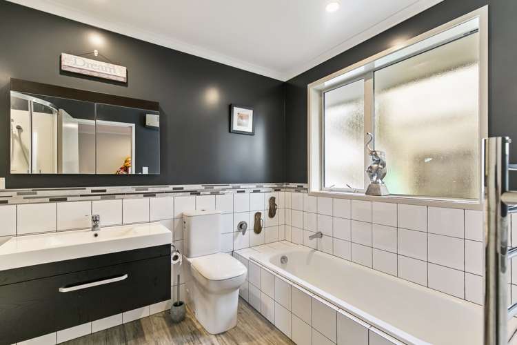 20a Oxford Street Tirau_15