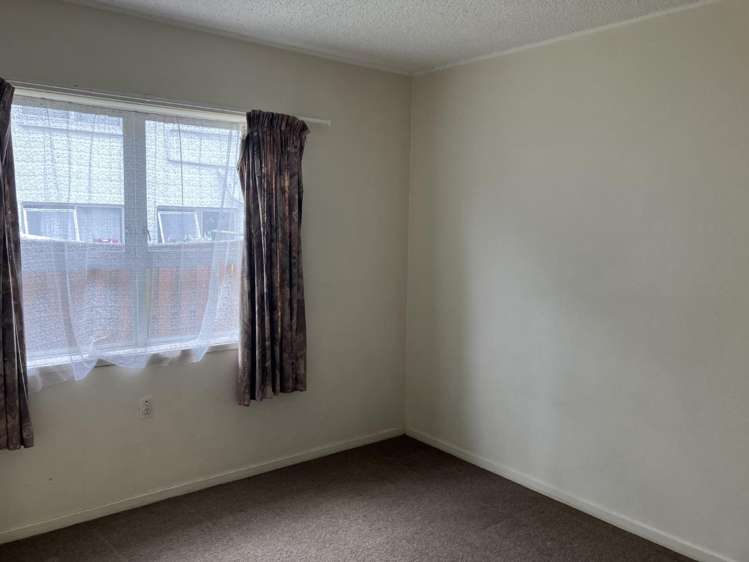 3/4 O'Neill Street 1055_3