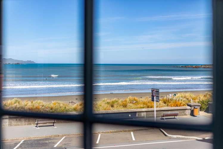132 Lyall Parade Lyall Bay_13