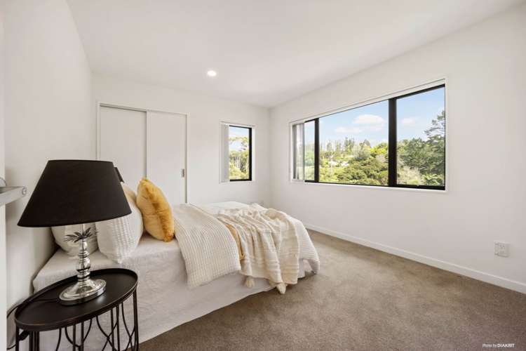 12 Kaimai Avenue Massey_11