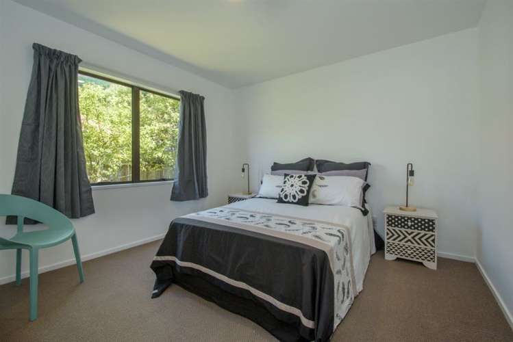 60a Wynyard Crescent Fernhill/Sunshine Bay_19