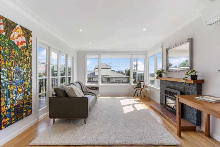 43 Lynwood Road New Lynn_12