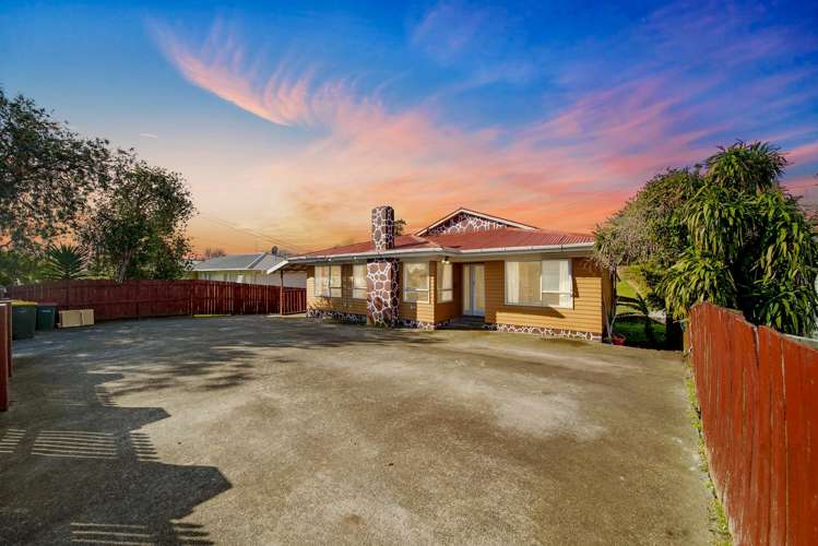 8 Tindall Crescent_0