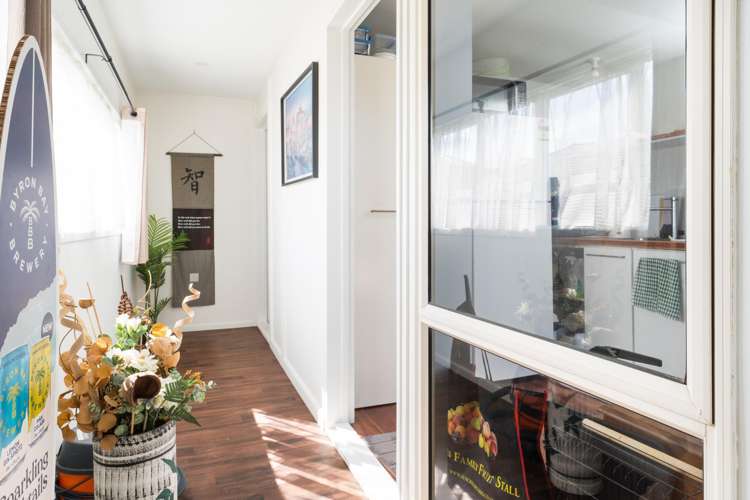 918 Avonside Drive Avondale_34