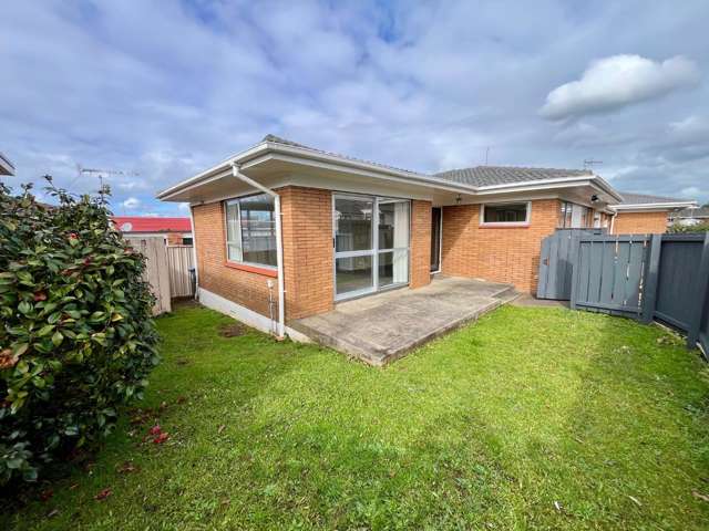2/46 Tawhiri Road One Tree Hill_3