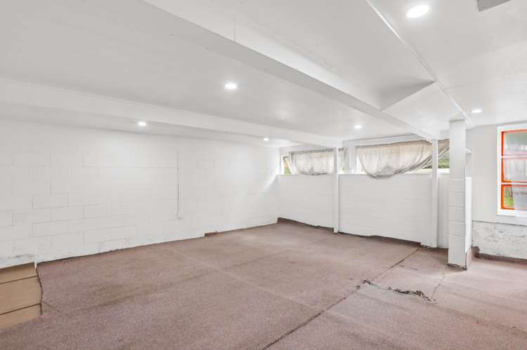 261 Sturges Road_5