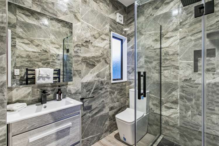 2 Lone Tree Avenue Te Atatu Peninsula_20