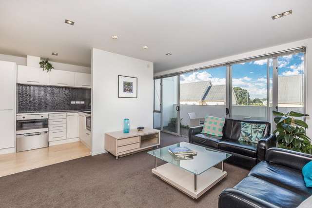 4w/435 New North Road Kingsland_2