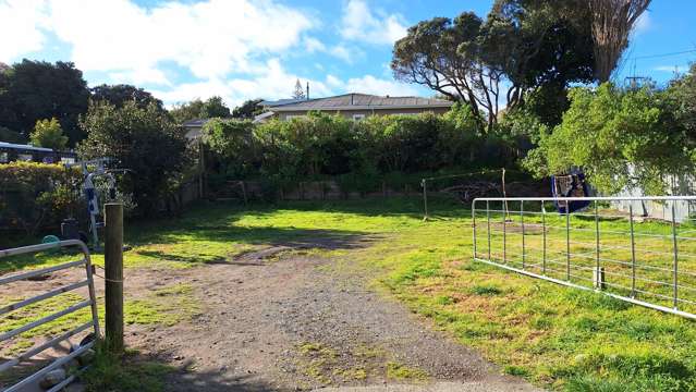 7 Ngaio Street Otaki Beach_4