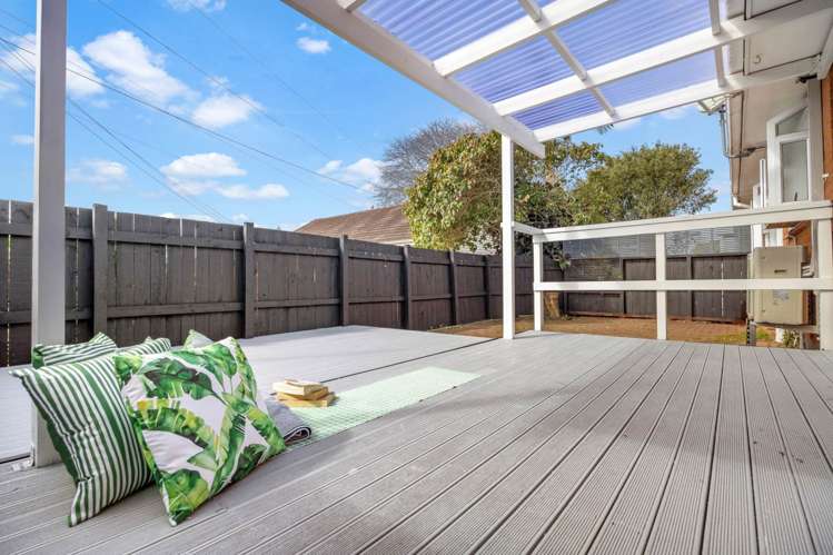 8 Rowlands Avenue Mt Wellington_17