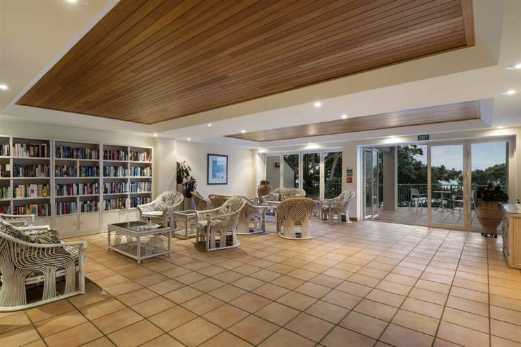 8/47 The Strand Takapuna_15