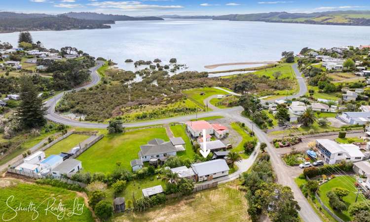 6 Sandy Beach Road Tinopai_1