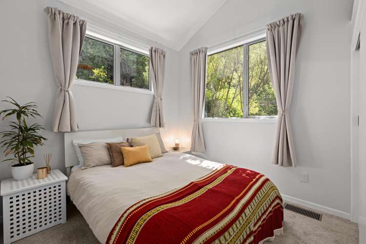 234 Sutherland Road Lyall Bay_12