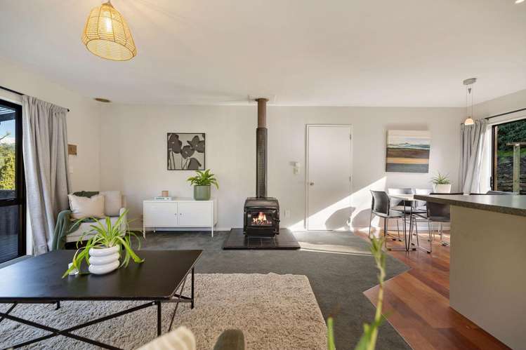 31 Watts Road Fernhill/Sunshine Bay_4