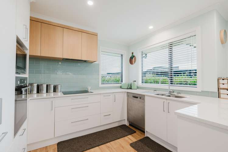 14 Te Tiireke Drive Glenview_5