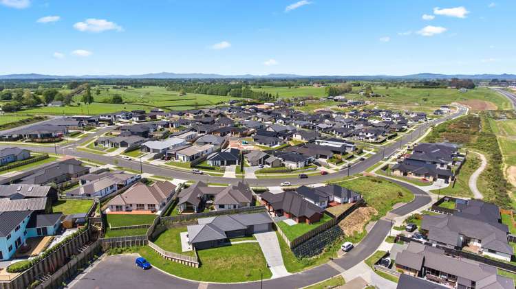 16 Waireka Road Rototuna North_19