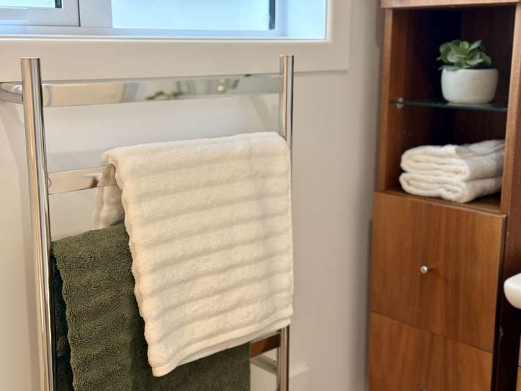 48 Racecourse Road Glengarry_37