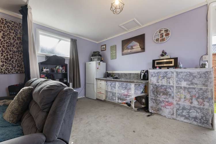 17 Holyhead Street Outram_17