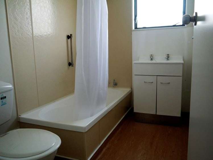 2/95 Mahia Road Manurewa_11