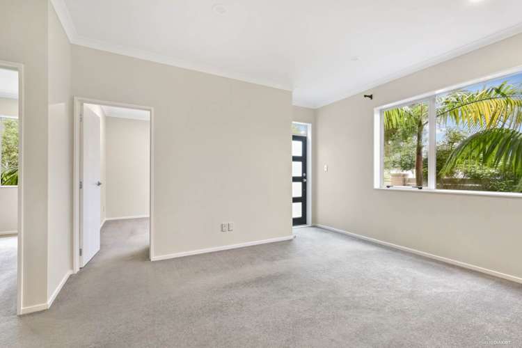 64 Killarney Drive Flat Bush_8