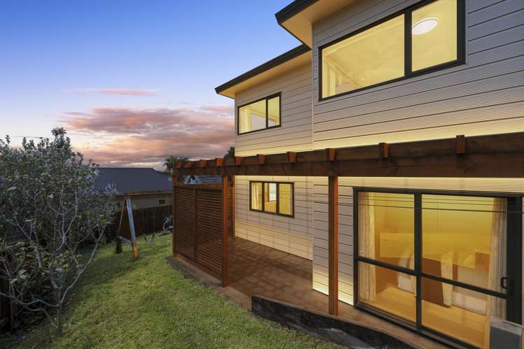 257 Glengarry Road Glen Eden_27