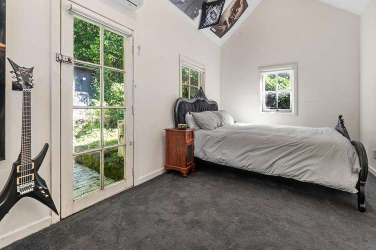 31 Valley Road Titirangi_11