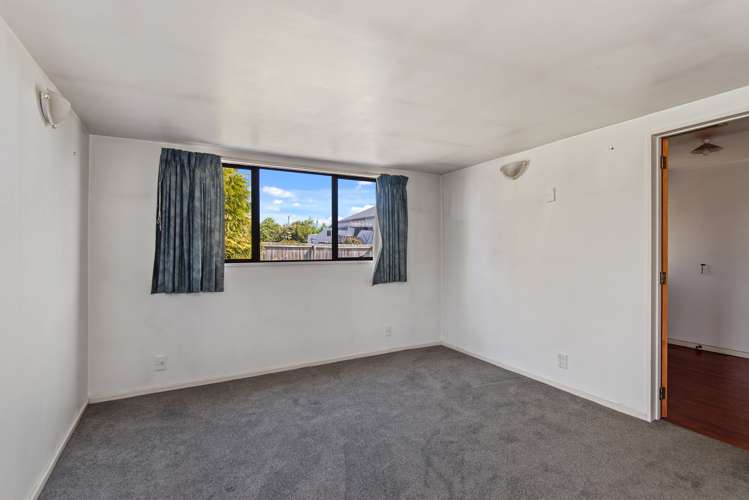 8 Douglas Street Lincoln_6