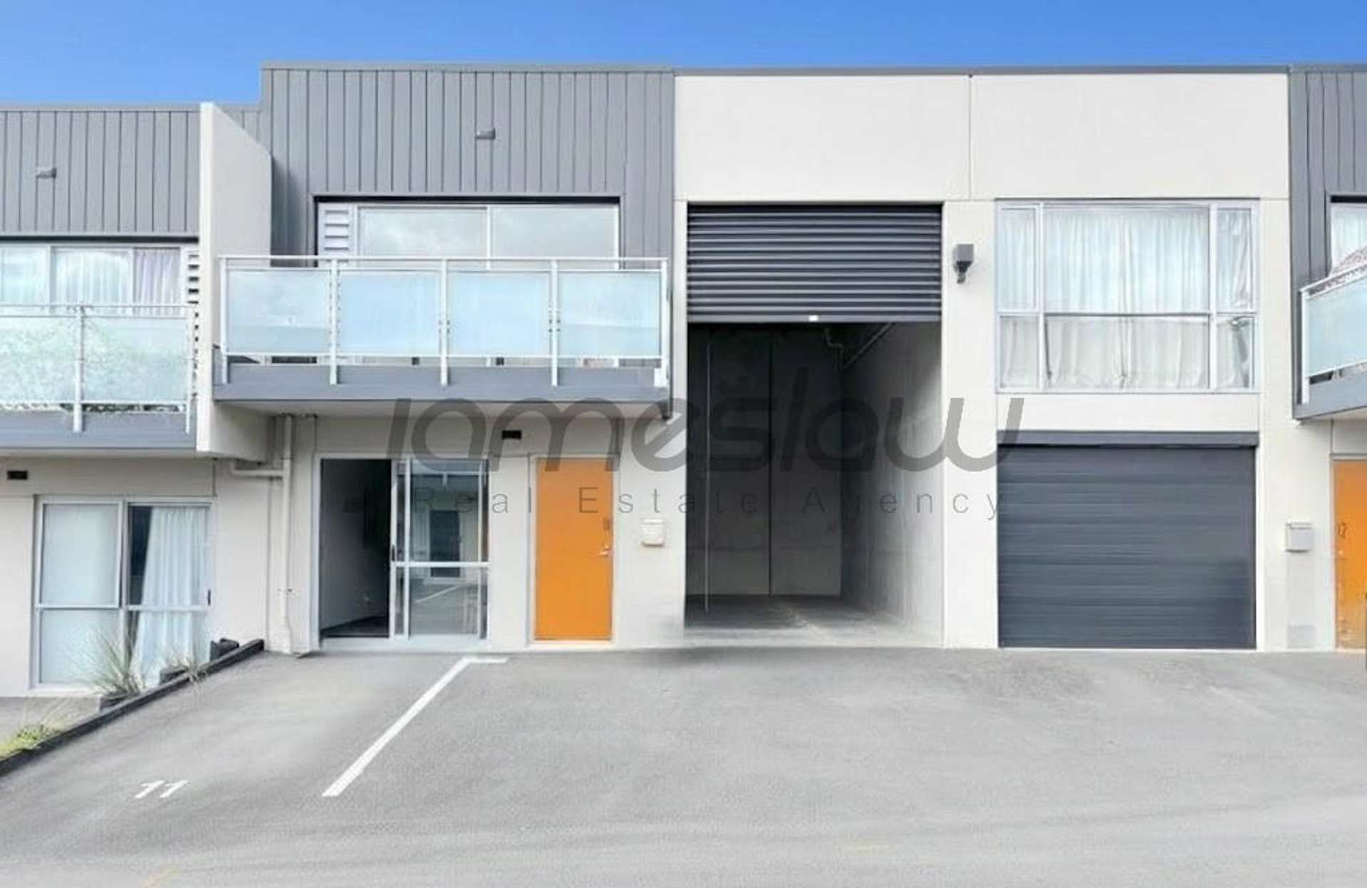 11/45 Karepiro Drive Stanmore Bay_0