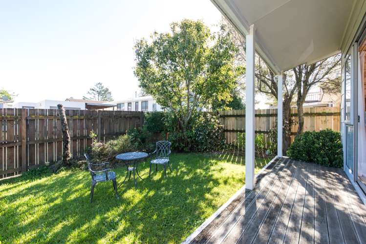 1/139 Carnoustie Drive Wattle Downs_21