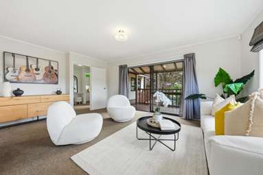 18 Holmes Drive South_3