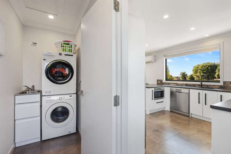 127 Junction Road Mangorei_13